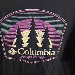 Columbia Men's Dark Blue Short Sleeve Tee